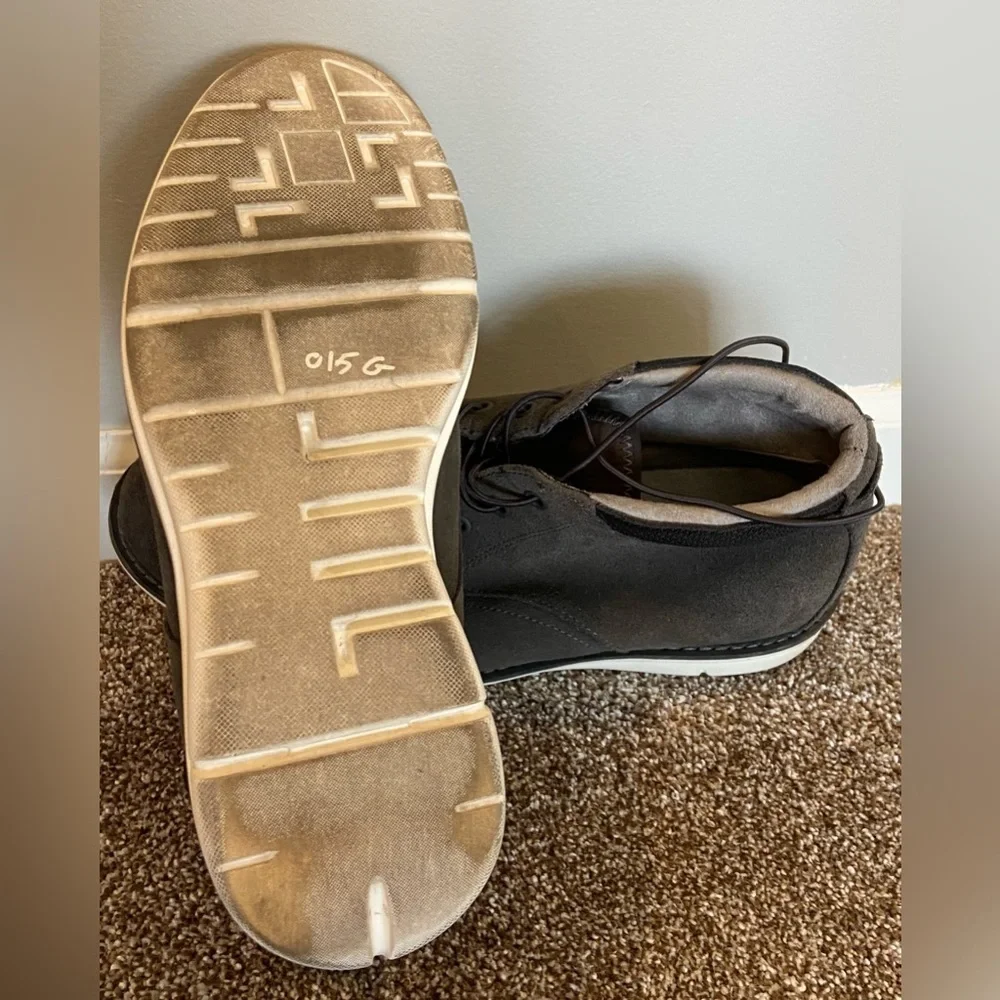Kenneth Cole Reaction Chukka Boots/Shoes Men’s Grey Techno Suede Size 9